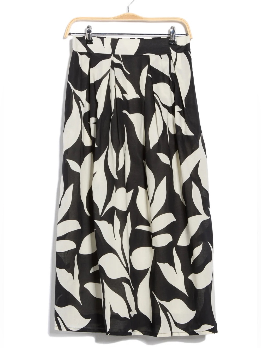 Pleated Cotton Pull-On Skirt, Black/Ivory Leaves